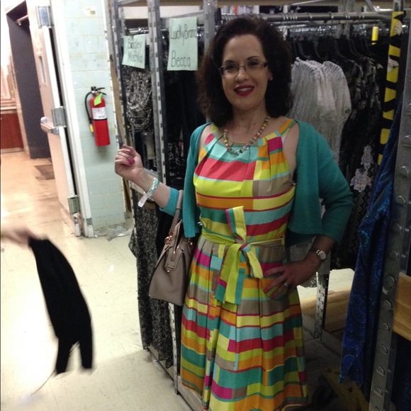 ✨Come Shop In My Closet✨ - Picture 2 of 8